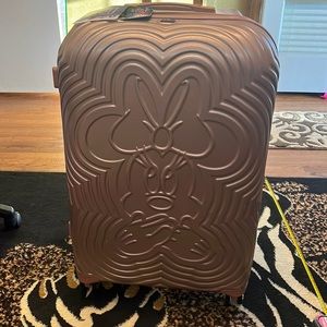 Brand New 29 inch Rose Gold, Minnie Mouse expandable luggage for sale.
